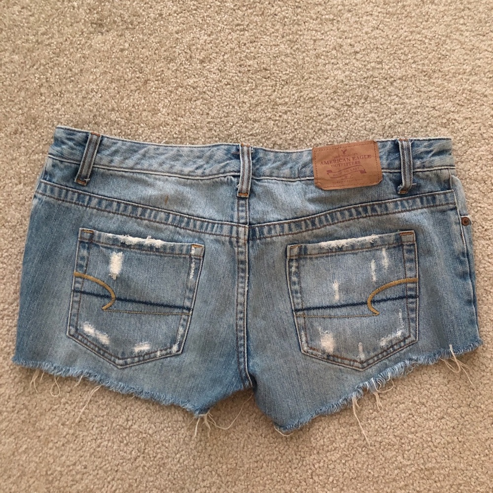 American Eagle Outfitters Light Blue Distressed Denim Cutoff Shorts size 10